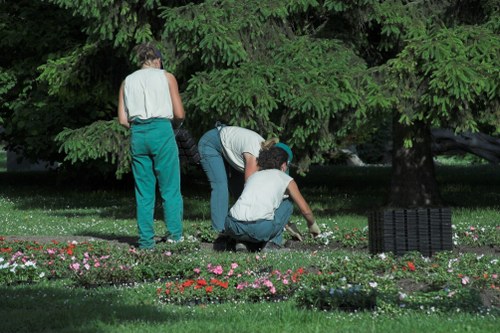 Bankside gardening experts enhancing residential outdoor areas
